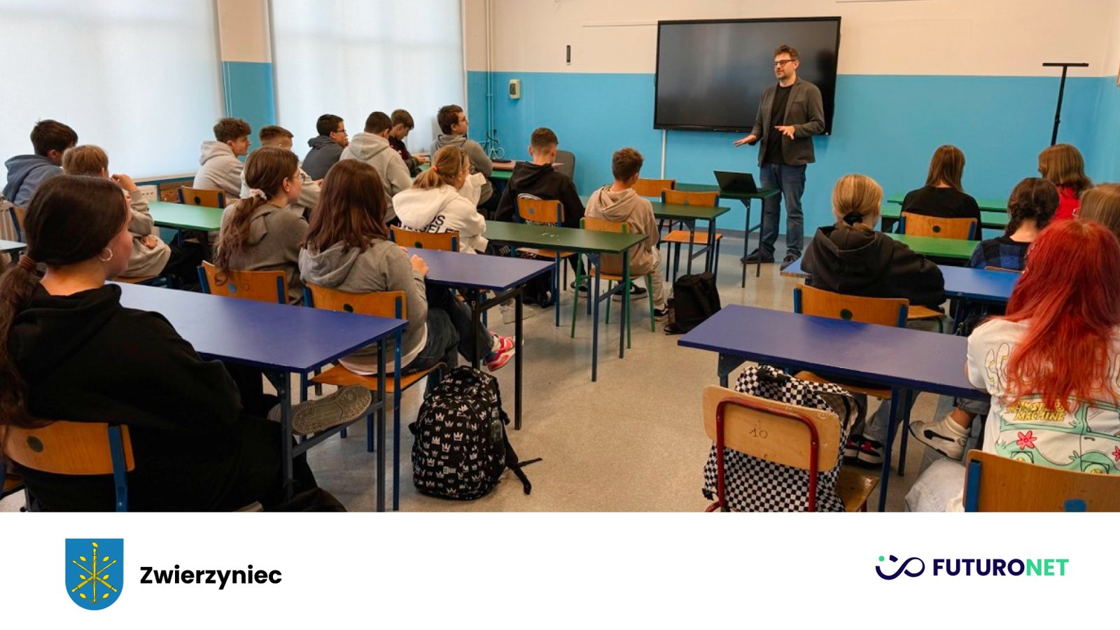 Kamil Kawałko z Futuronetu prowadzi warsztaty dla młodzieży z zakresu profilaktyki cyberprzemocy i fonoholizmu